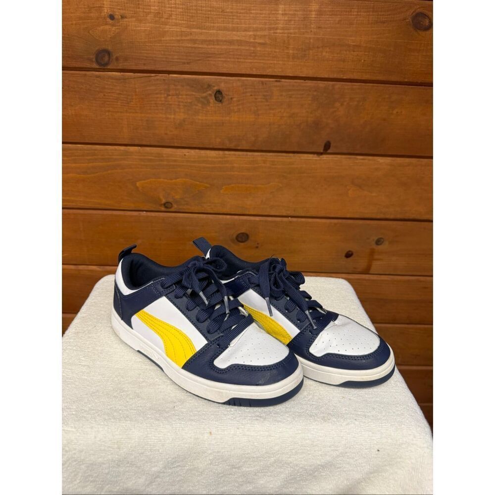 Puma Womans Rebound LayUp Lo sneakers Sz 6 Navy/Yellow/White